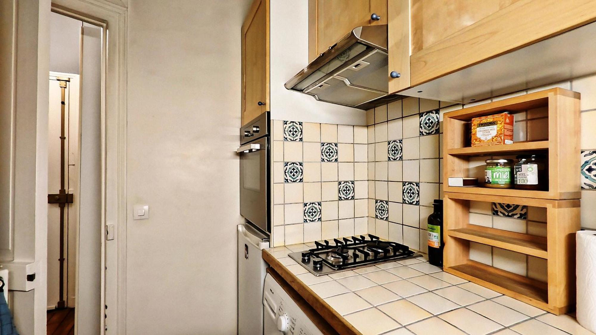 Apartment Near Champs Elysees *